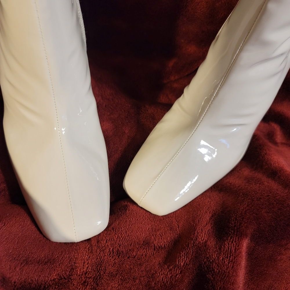 NIB MID CALF GO GO BOOTS Patent Leather Block Heel Side Zip Size 9 - Picture 5 of 12